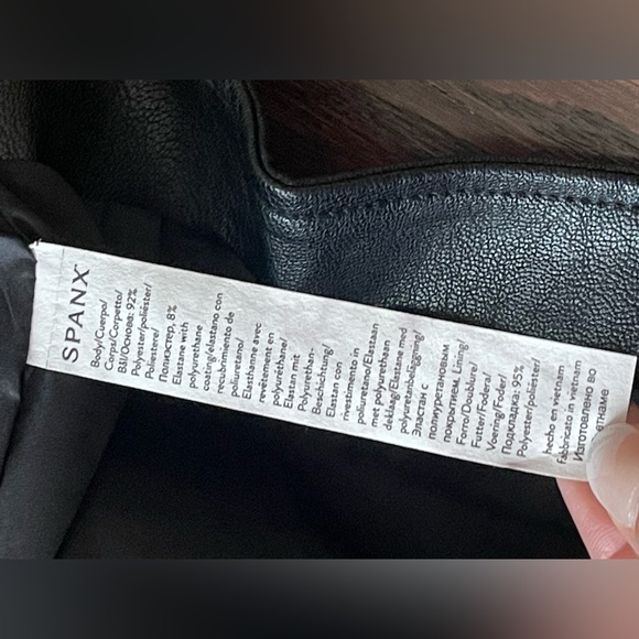 Spanx Women Moto Jacket Size Medium Faux Zip Front Luxe Black NEW - Picture 7 of 9